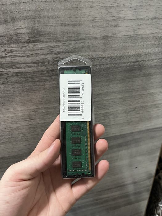 Операционная память,Operativni xotira (tezkor hotira) DDR3 8 GB