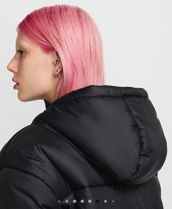 *Чисто ново* Дамско яке Nike Sportsware Classic Puffer