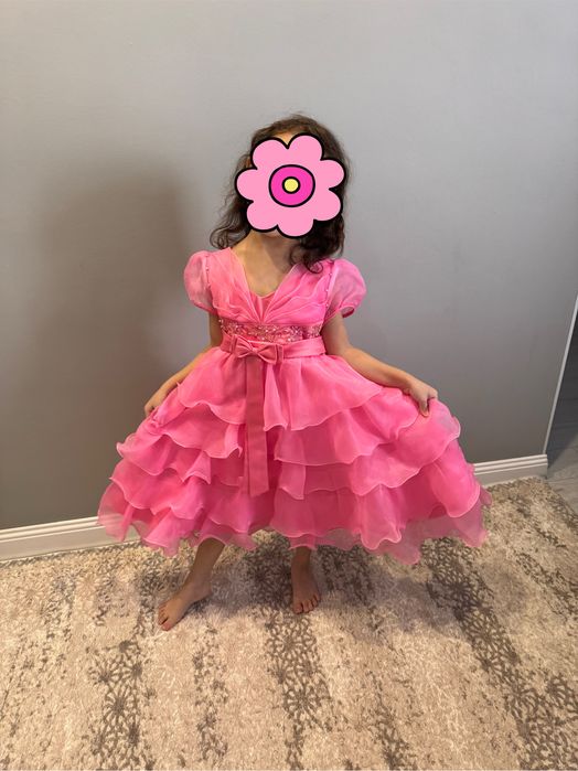 Нарядное платье для девочек