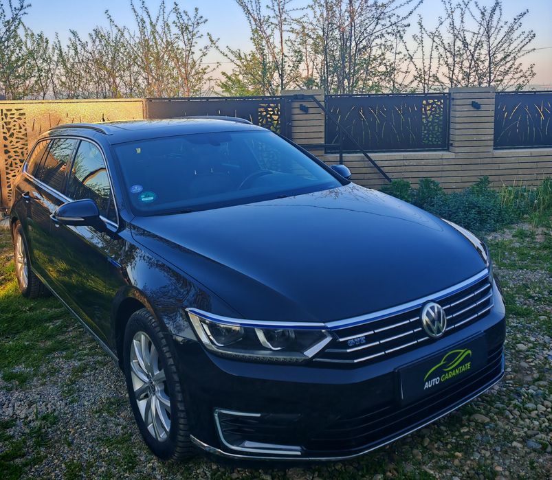 VW Passat/ B8/ GTE/ Plug in Hybrid / 218 CP/ Automatăa
Volkswagen Passat//B8//GTE/Plug in Hybrid 218 CP/ Automată/AN 2016//PANORAMIC
Volkswagen Passat