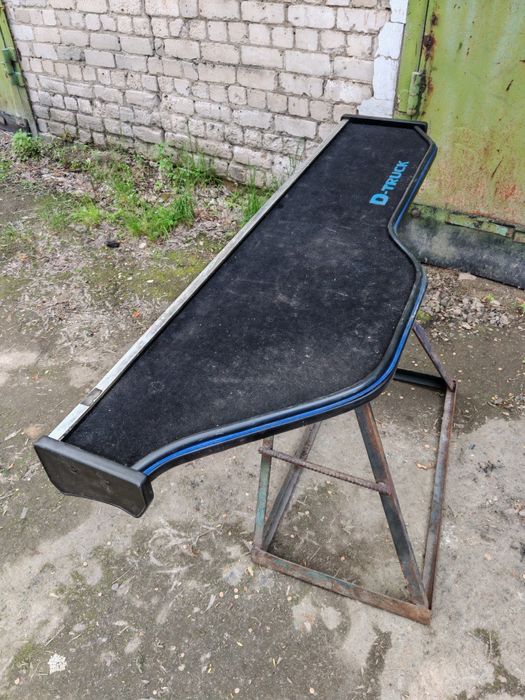 Продам полку в кабину даф