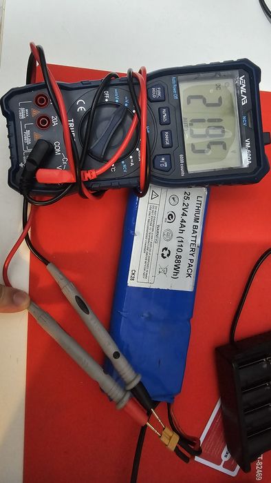 Baterie Li-Ion 25.2V 4.4Ah