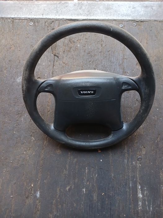 Руль Вольво S40 привозной