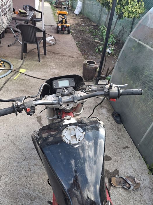 Derbi mulhacen 125 4t не довършен проект