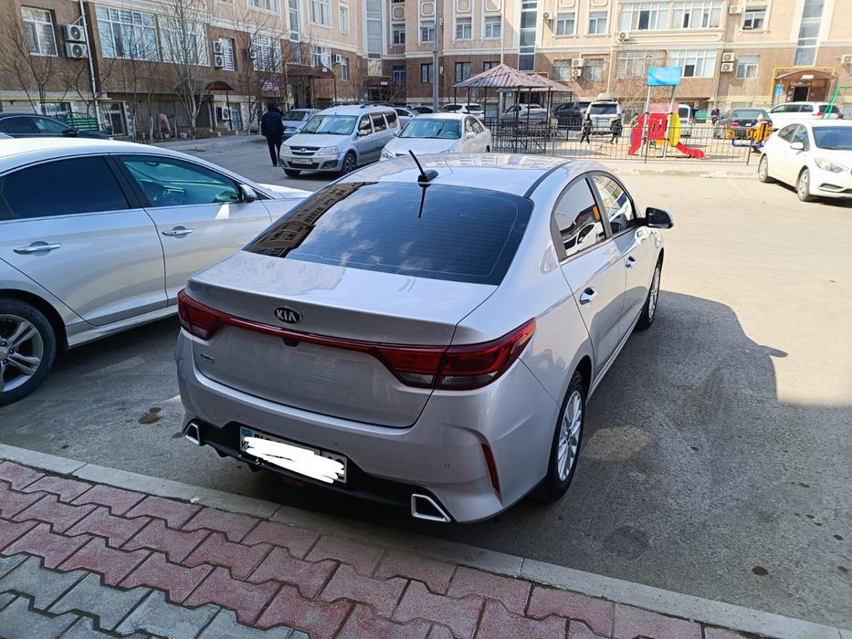 Кио Рио 2021г объем 1.6