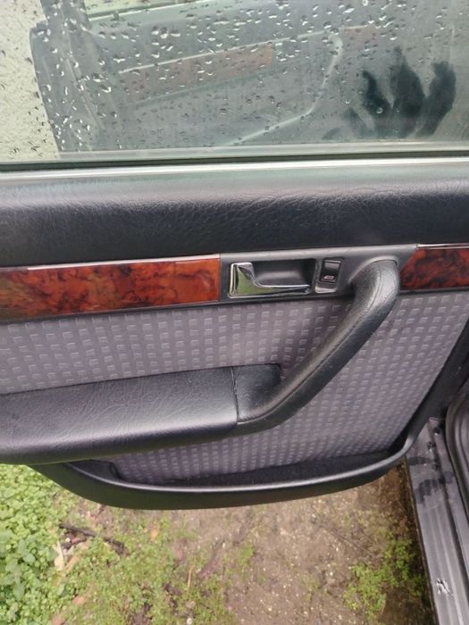 Ауди А6 ц4 2000 16v на части