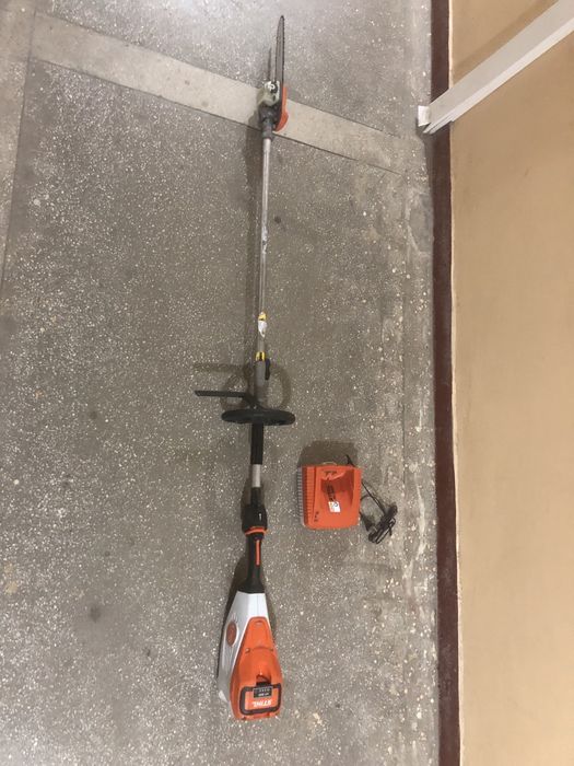 Stihl KMA 135 R / sistem combinat