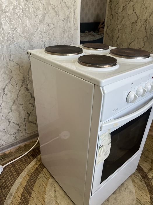 Электро плита.                              .