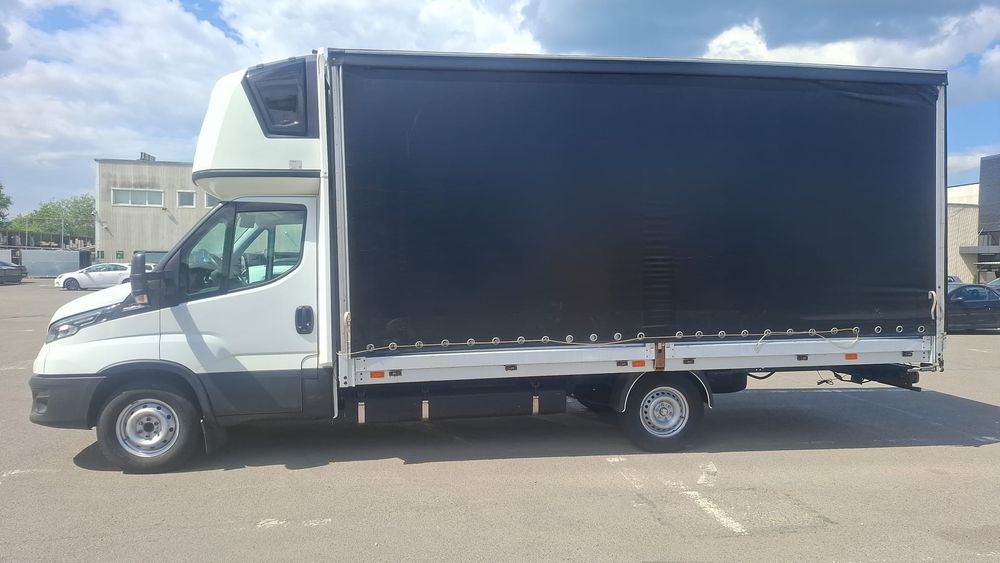 Vând Iveco Daily 35 S 22  automat