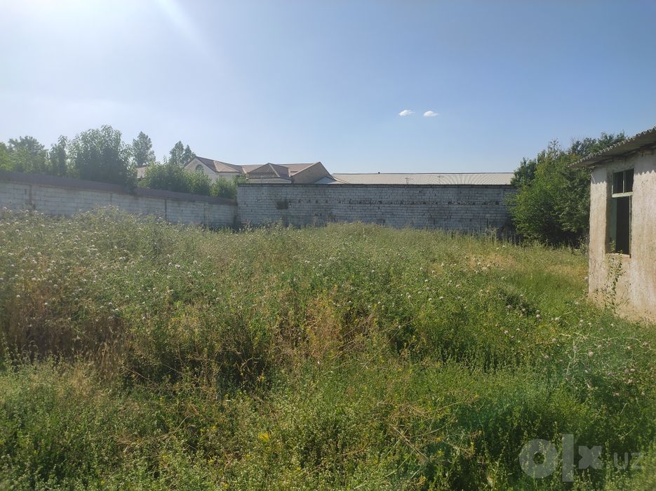 Арзон нархда ер (земля, участка) сотилади.