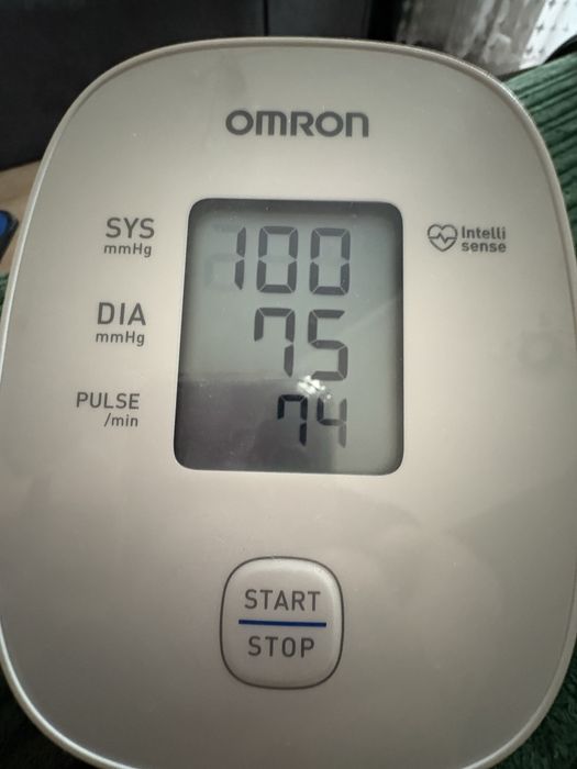 Тонометр Omron M1 Basic