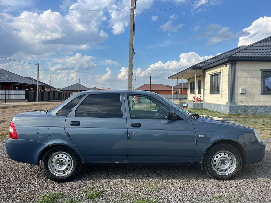 Продам автомашину ВАЗ марки приора