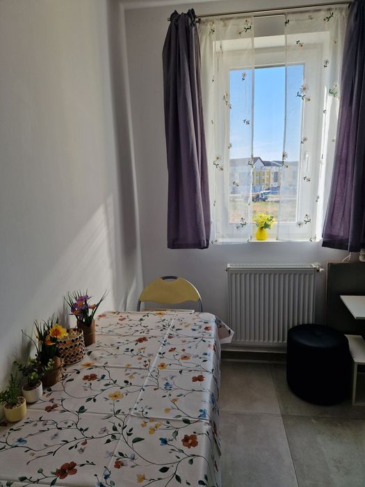 Ofer chirie in Giroc,ap.o camera,dec,bl.nou,zona rezidentiala,parcare