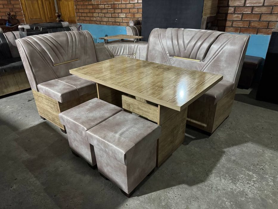 Продаётся новые кухонные уголки