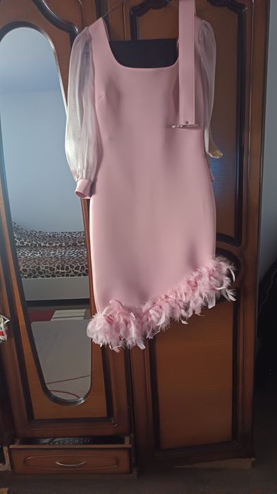 Mărimea 40 /M cu eticheta