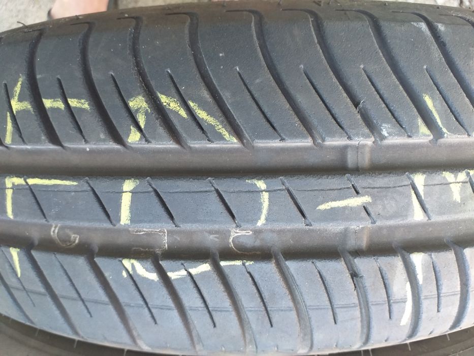 Гуми два броя 175/70/14