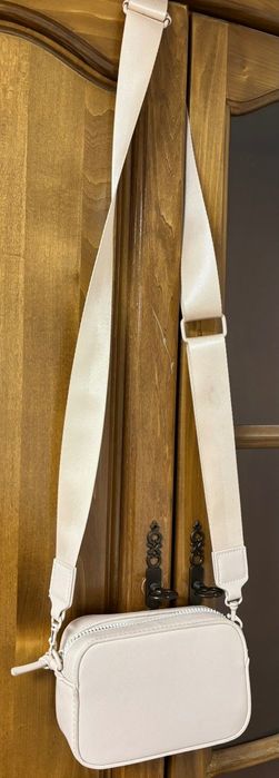 Нова чанта на Stradivarius