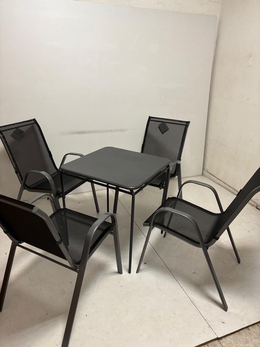 Стол метален градински