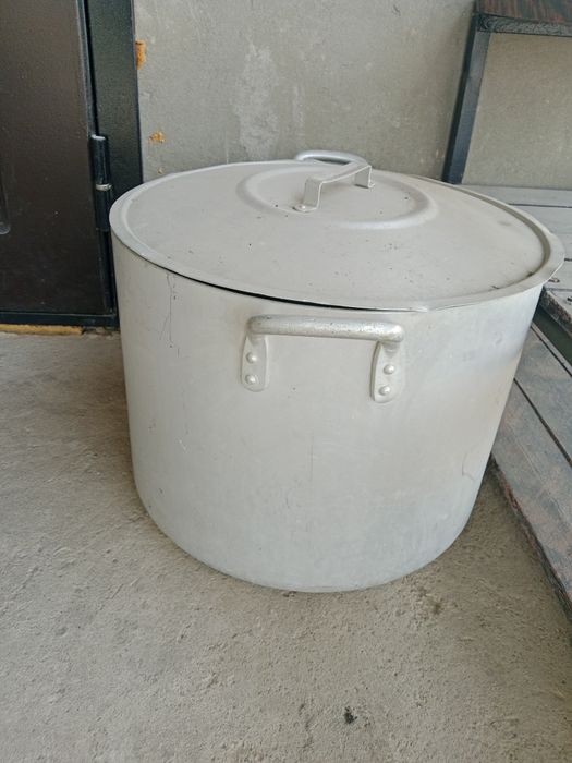 Кастрюля советская 50 литр продам