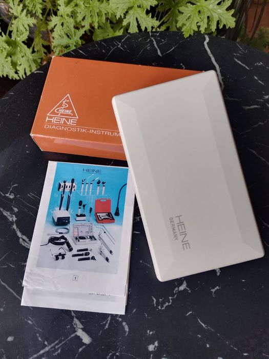 HEINE mini 2000 - Отоскоп/Офталмоскоп, медицински комплект -  Германия