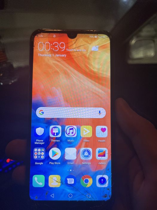 Телефон хуавей срочно продам