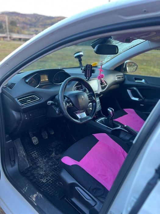vând peugeot 308