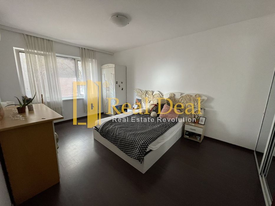 Дава се под наем Двустаен апартамент в Пловдив, Център - 65 кв.м за 450 € - Снимка #3