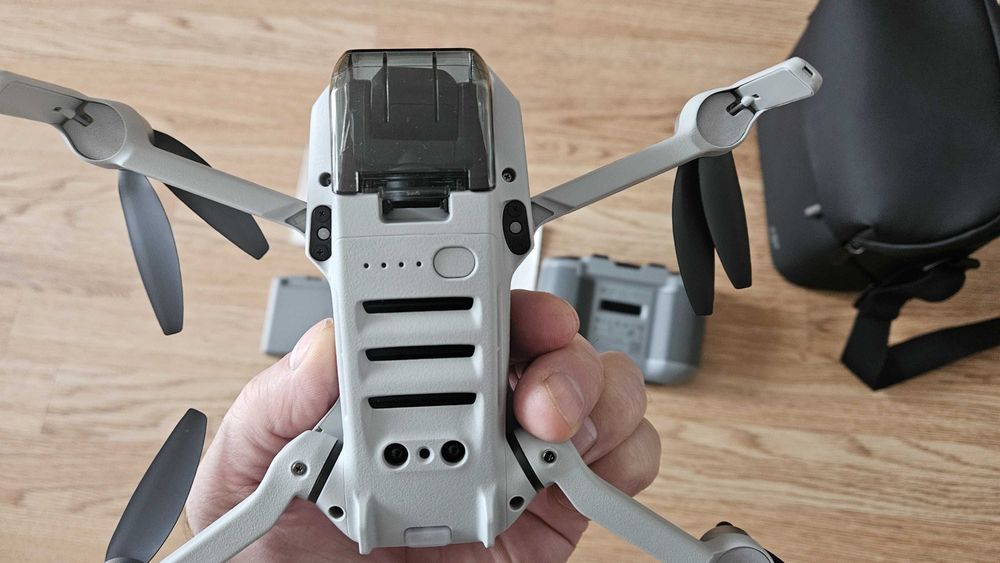 Продам Дрон DJI MINI 4K