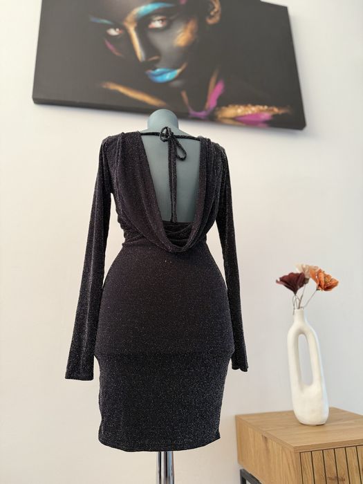 Rochie cu sclipici si spatele gol Signature
