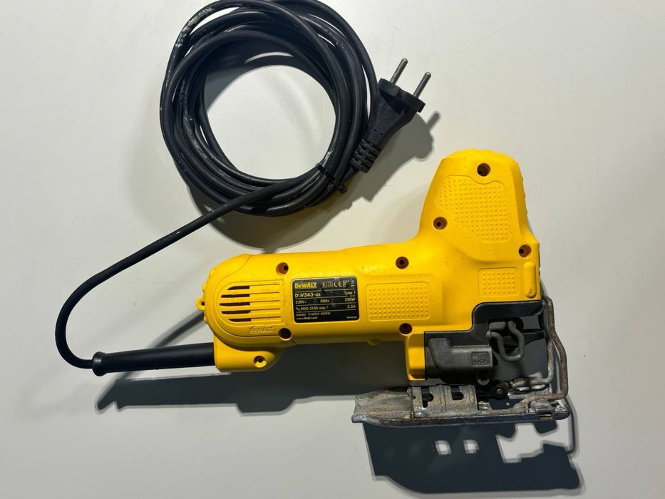 Fierăstrău pendular dewalt