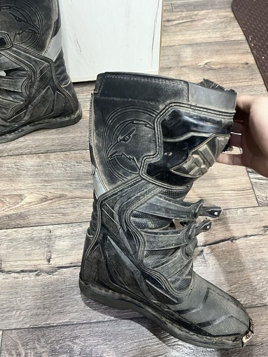 Мотоботы Raven