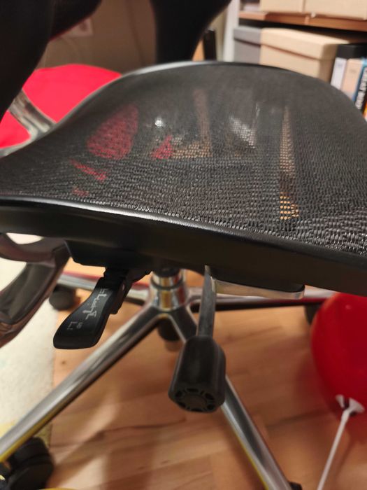 Ергономичен стол