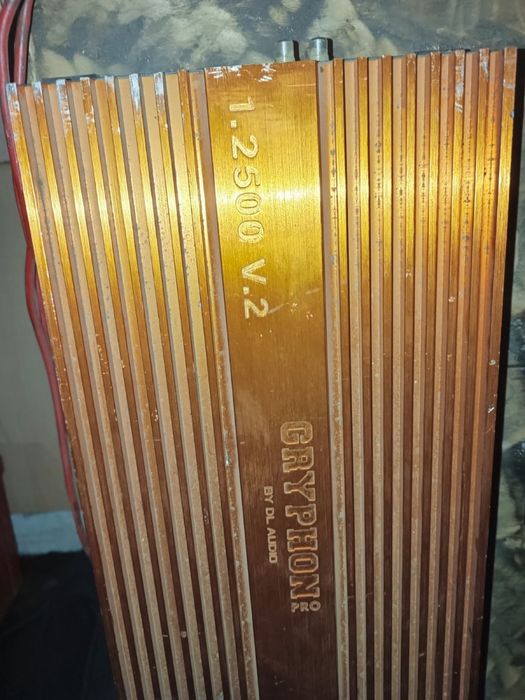 Продам Сам буфер и уселок