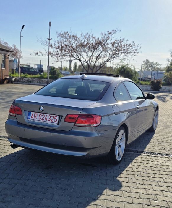 BMW 320d  E92  coupe / automat