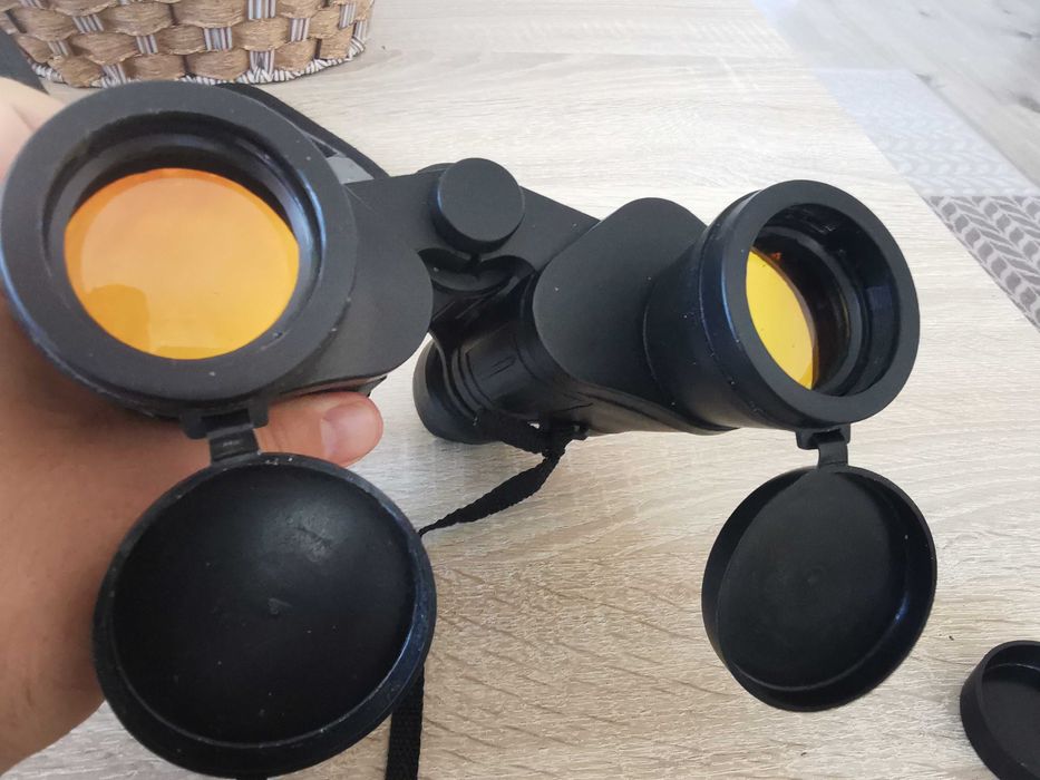 Binoclu latitude 8x40