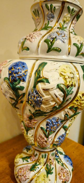 Порцеланова ваза Capodimonte