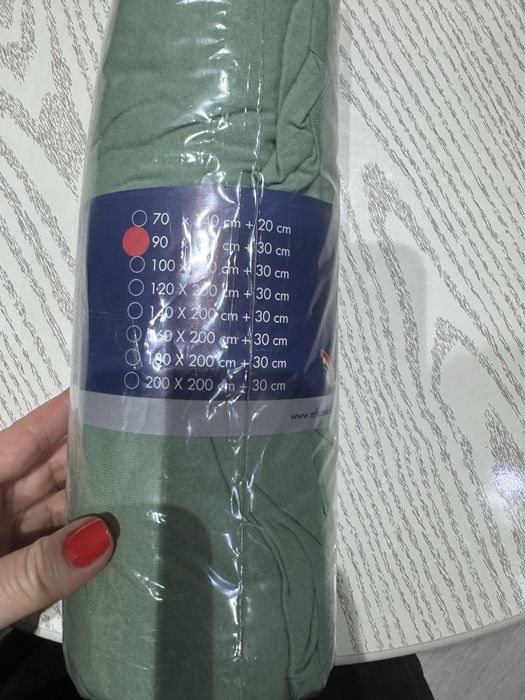 Простынь 90*190 на резинке Турция