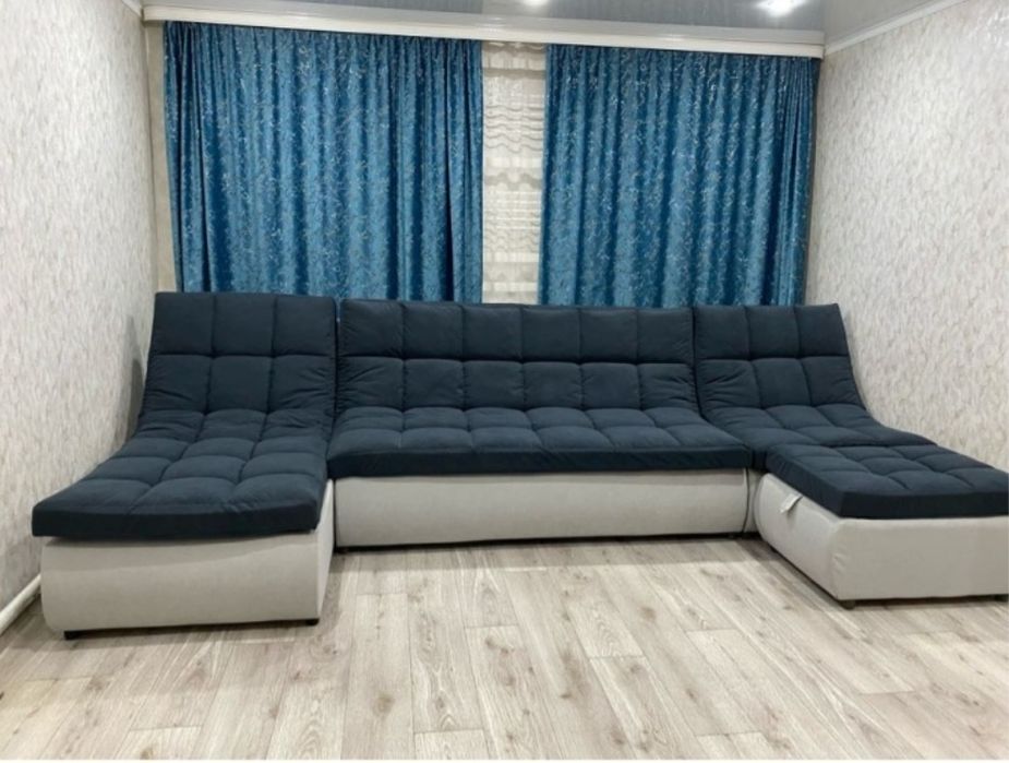 Продам диван угловой универсальный