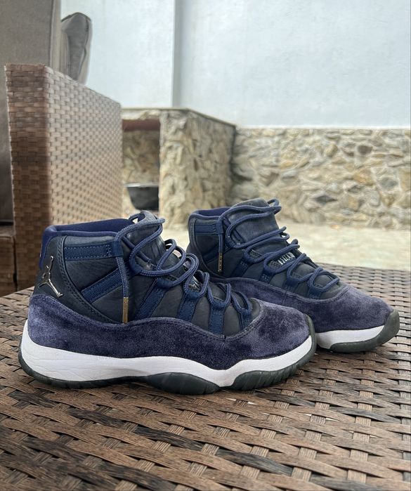 Jordan 11 Navy Blue