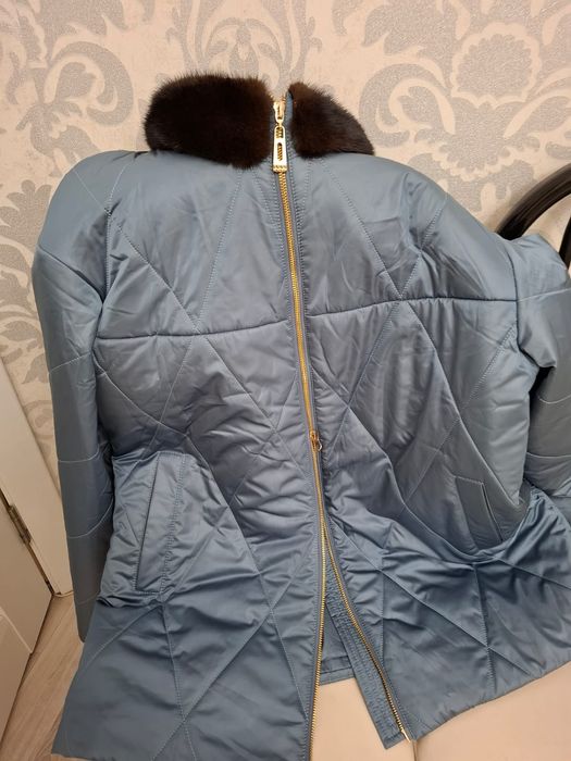 Продам куртку демисезон