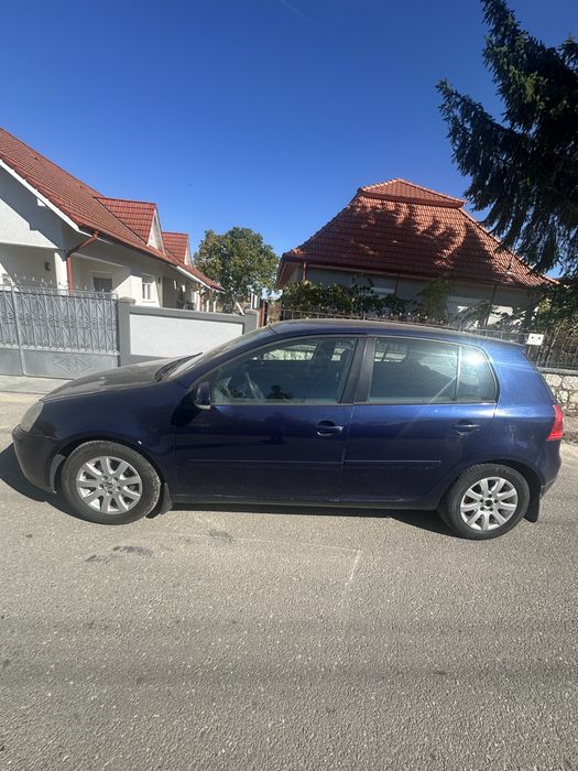 Volkswagen Golf 5 1.6 benzina