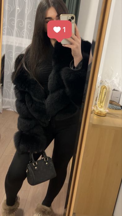 Blană naturală Di Angelo Couture, prețul e în lei