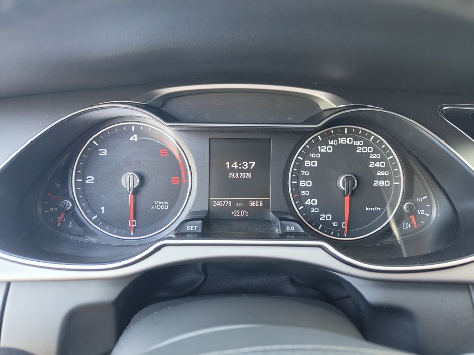 Vând AUDI A4 Avant