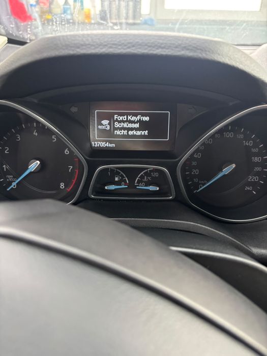 Vând Ford C-MAX 1.5 Benzină, 150 CP, Echipare Titan, Euro 6, 137.520 km