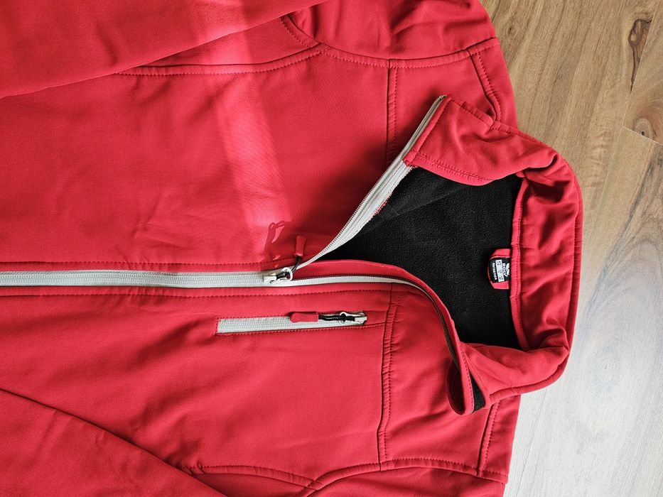 Чисто нови мъжки якета -размер S