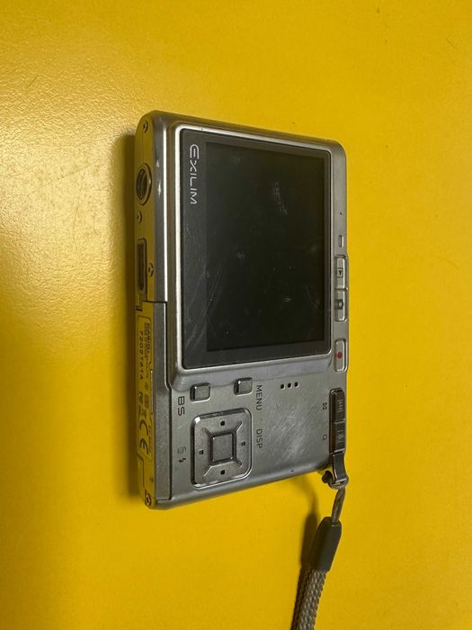 Фотоапарати Casio EX-S600 / за части или ремонт /