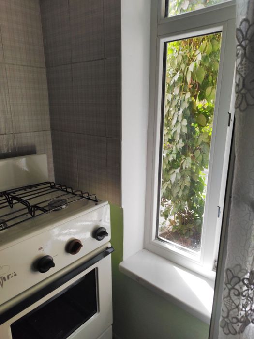 Комнта а аренду для двух трёх человек