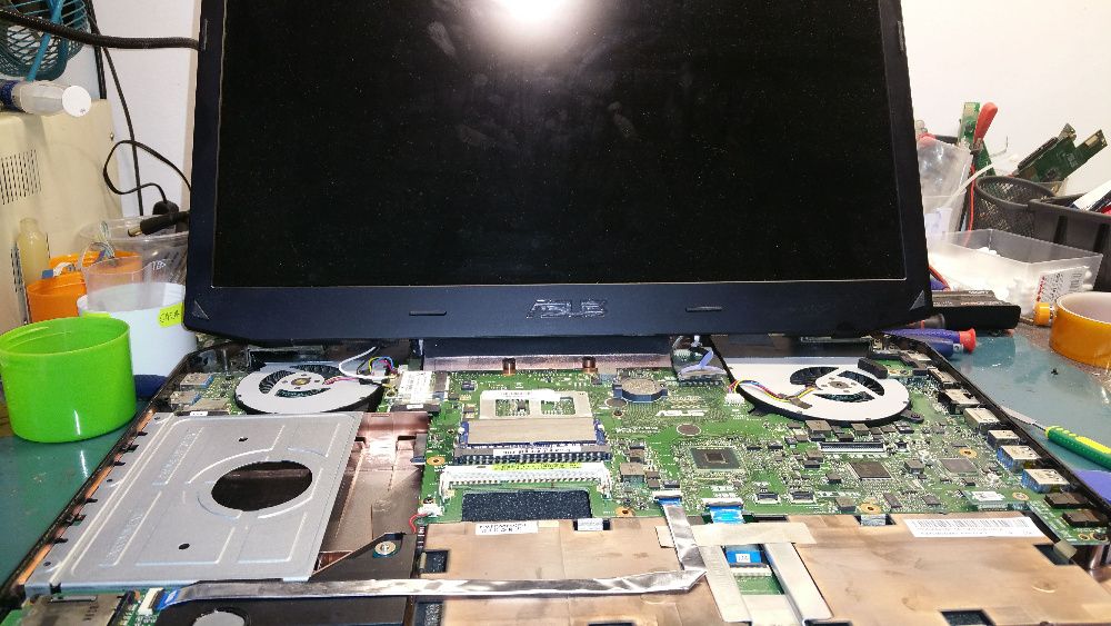 Curatare laptop si calculatoare la domiciliu