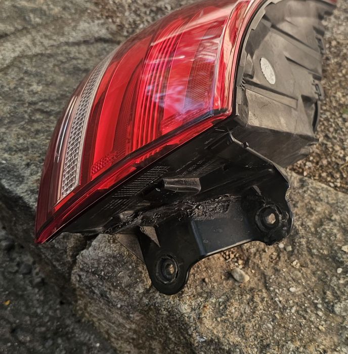 Заден ляв стоп AUDI A4 B9