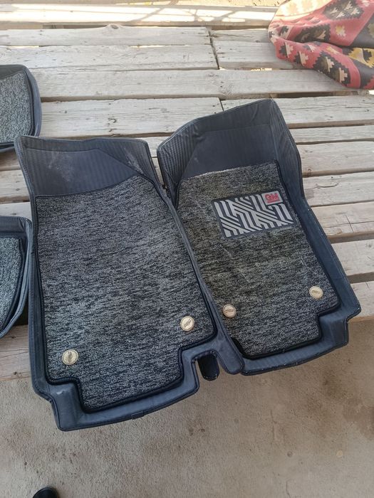 Полик спарк в хорошем состоянии